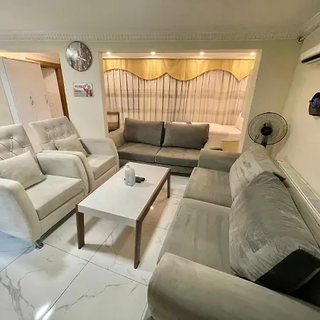 Ucal Apart * İstanbul